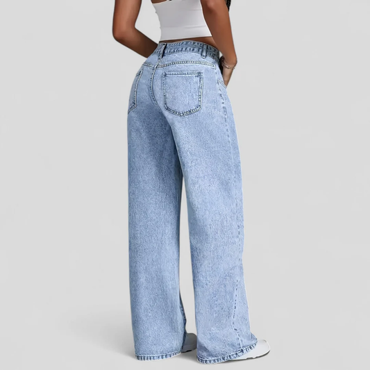 LUCÍA - CLASSIC STRAIGHT JEANS