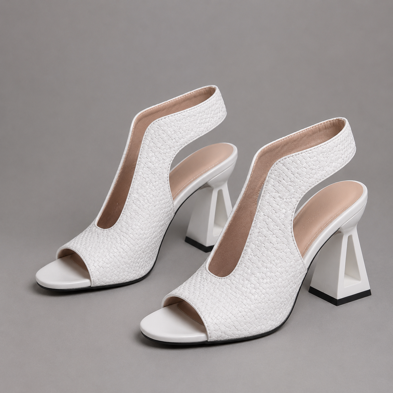 VITTORIA - SANDALIAS TRENZADAS TACÓN