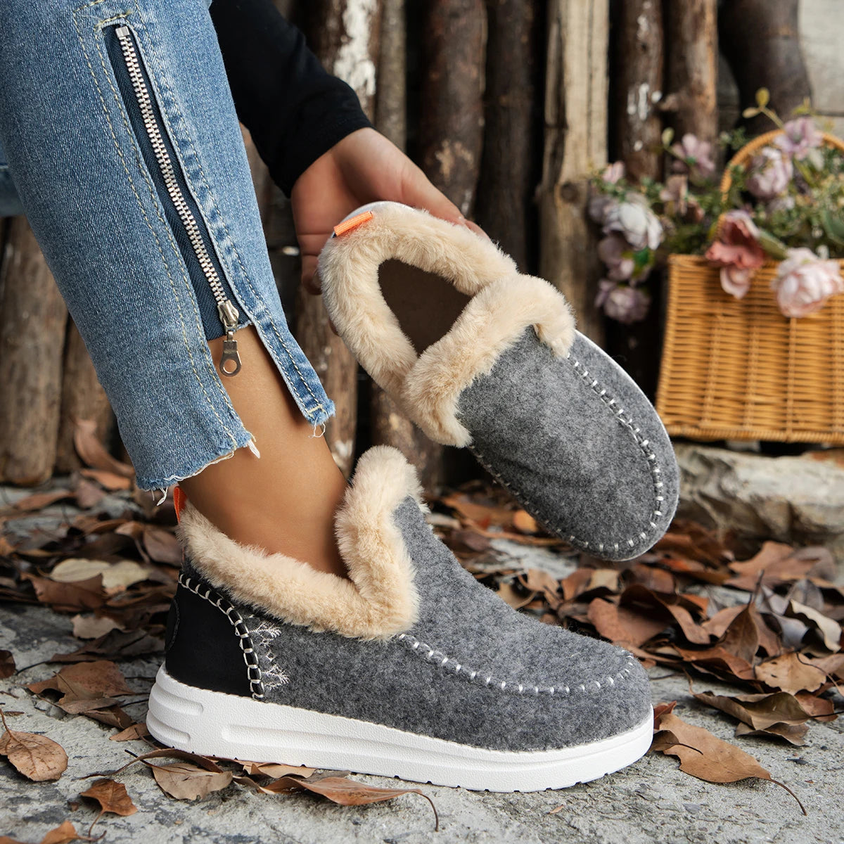 CLARA - BOTIN DE ANTE CON CORDONES