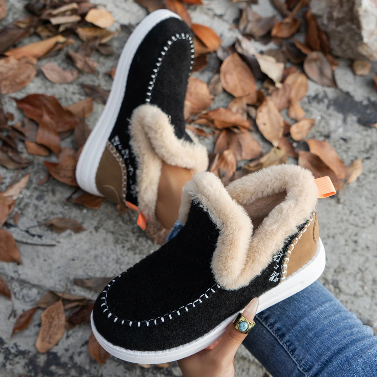 CLARA - BOTIN DE ANTE CON CORDONES