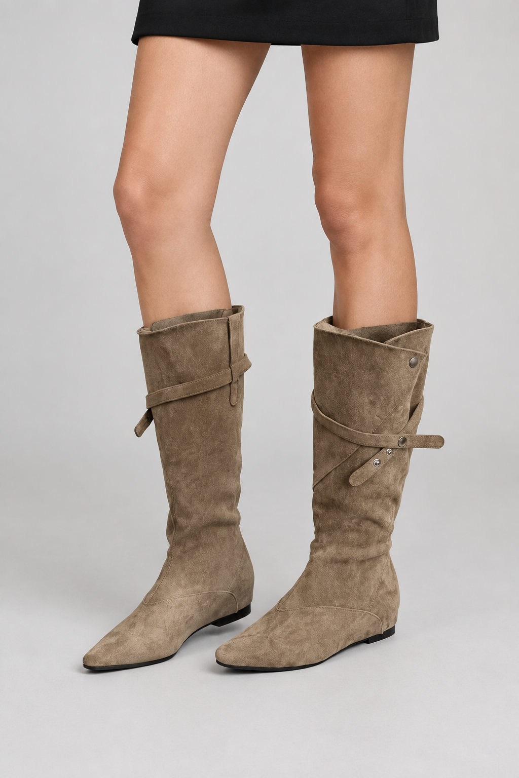 Botas beige con modelo