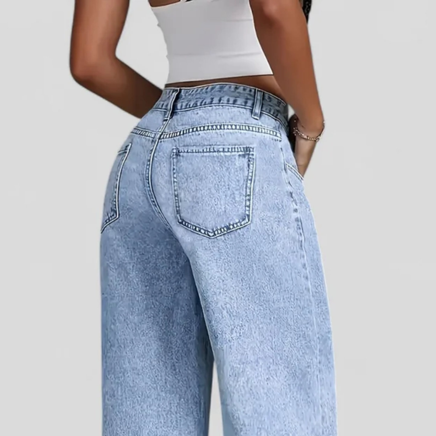 LUCÍA - CLASSIC STRAIGHT JEANS